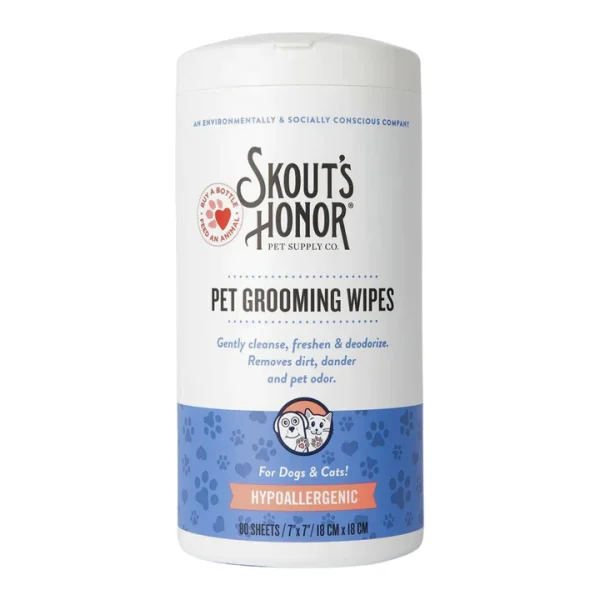 Skouts Honor Grooming wipes for Bulldogs used on facial wrinkles